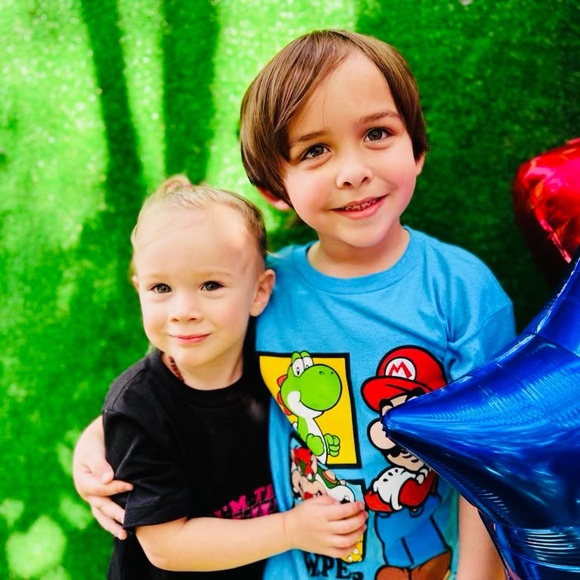 Meet your Posher, Ashlyn :) - Picture 13 of 16